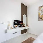 Luxury Studio Living In The Exciting Dubailand Ar