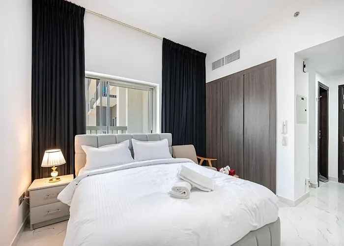 Luxury Studio Living In The Exciting Dubailand Ar