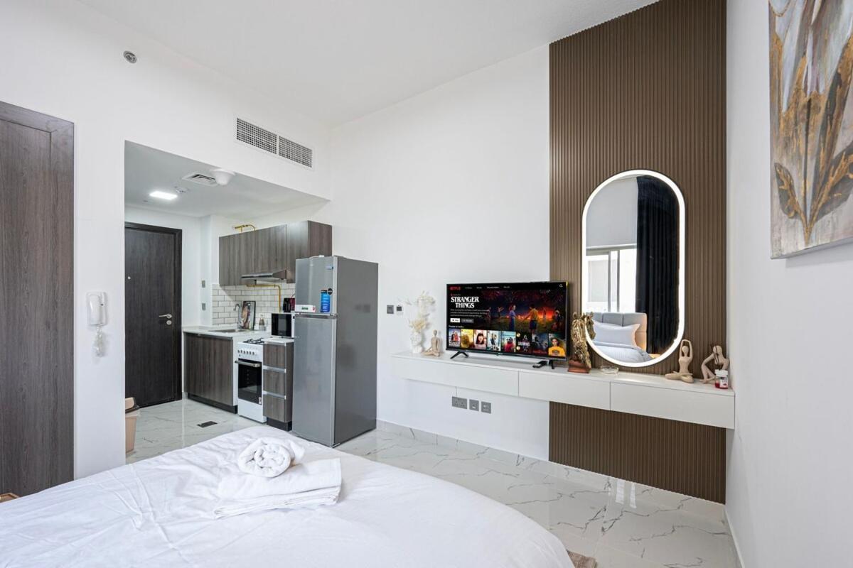 Luxury Living In The Exciting Dubailand Ar * Dubai