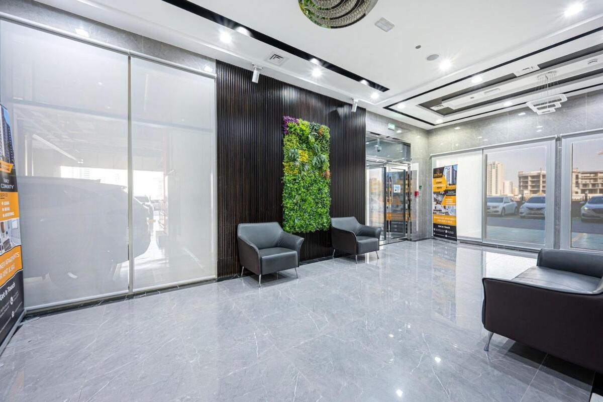Luxury Living In The Exciting Dubailand Ar Apartment