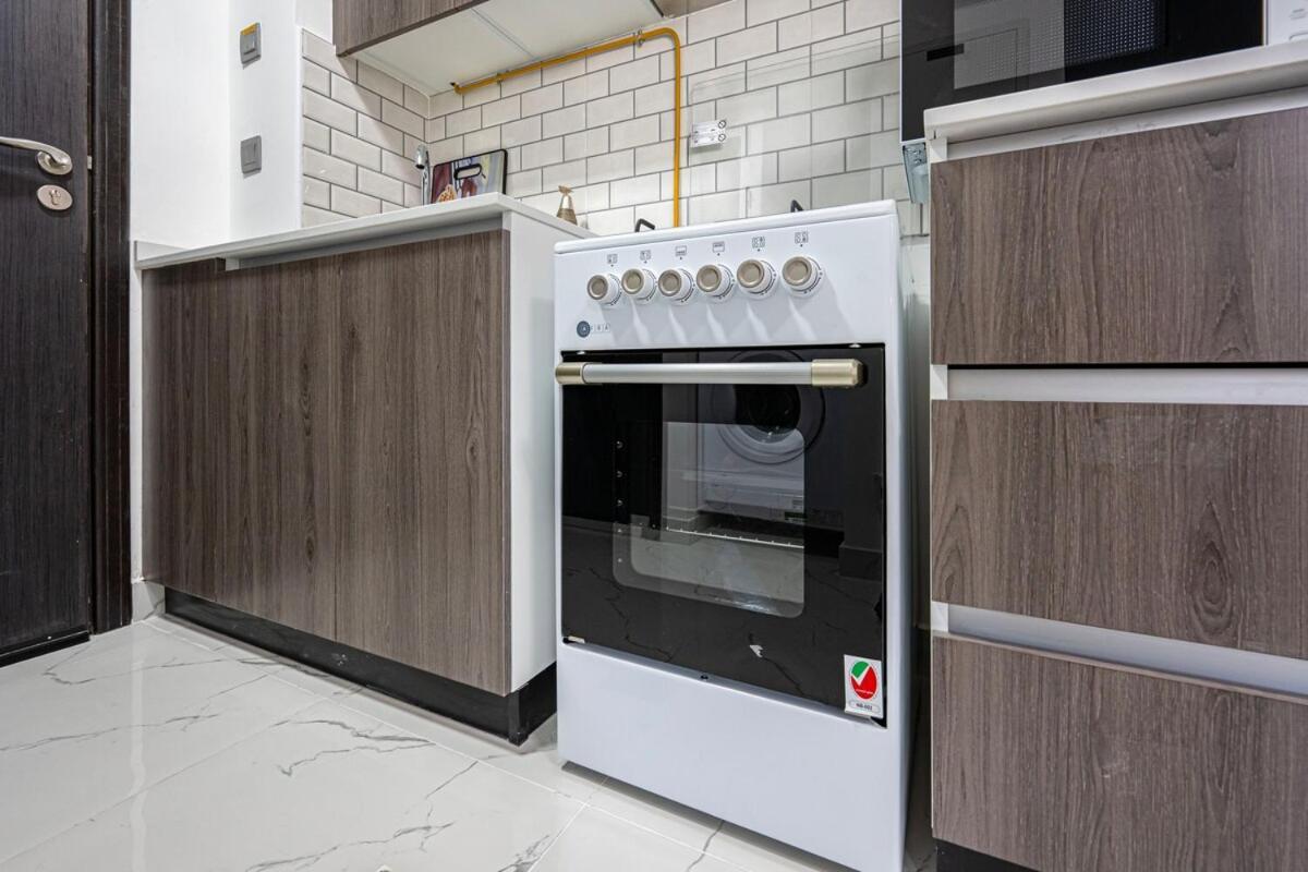 Luxury Living In The Exciting Dubailand Ar *