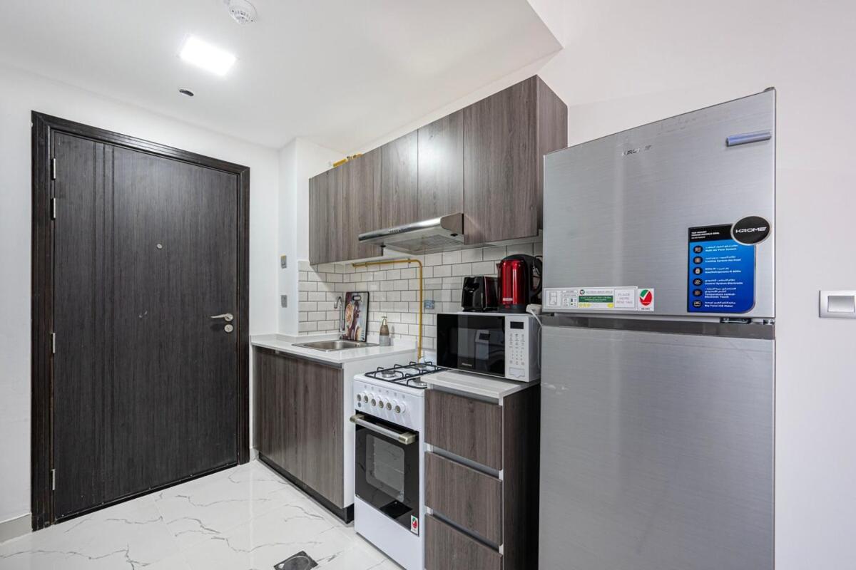 Luxury Living In The Exciting Dubailand Ar *
