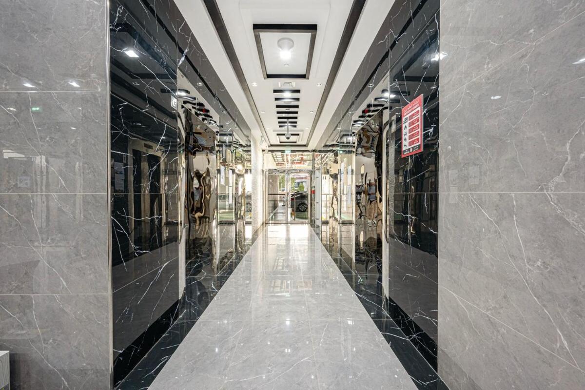 Apartment Luxury Living In The Exciting Dubailand Ar Dubai