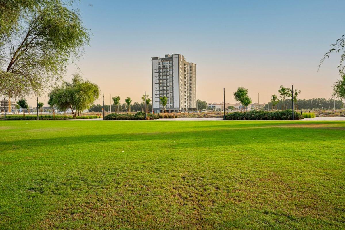 Luxury Living In The Exciting Dubailand Ar Dubai